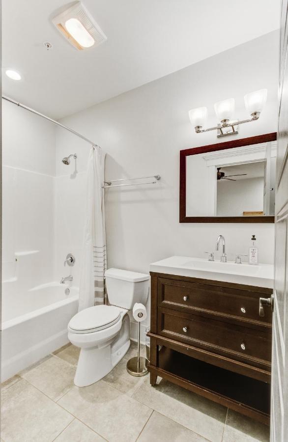 493 King Two Bedroom Hotel