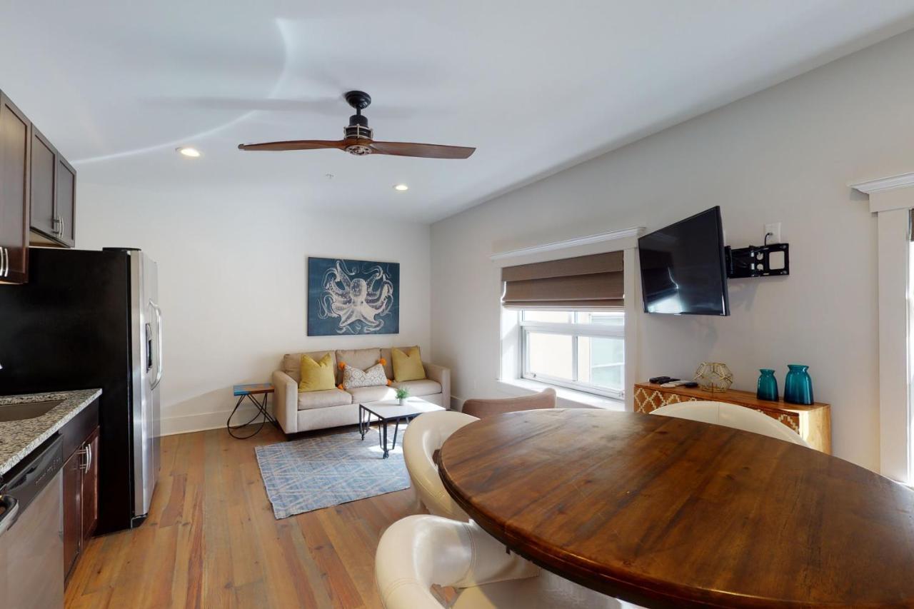 493 King Two Bedroom 3* Charleston