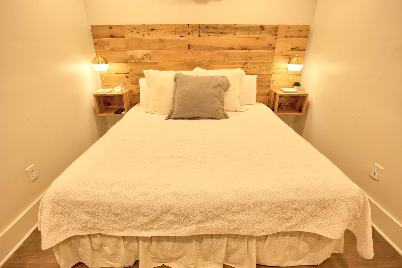493 King Two Bedroom
