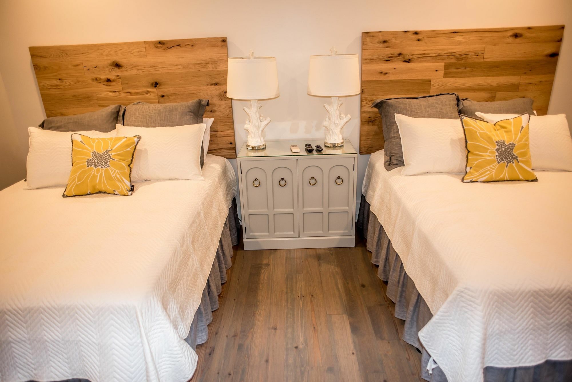493 King Two Bedroom Charleston