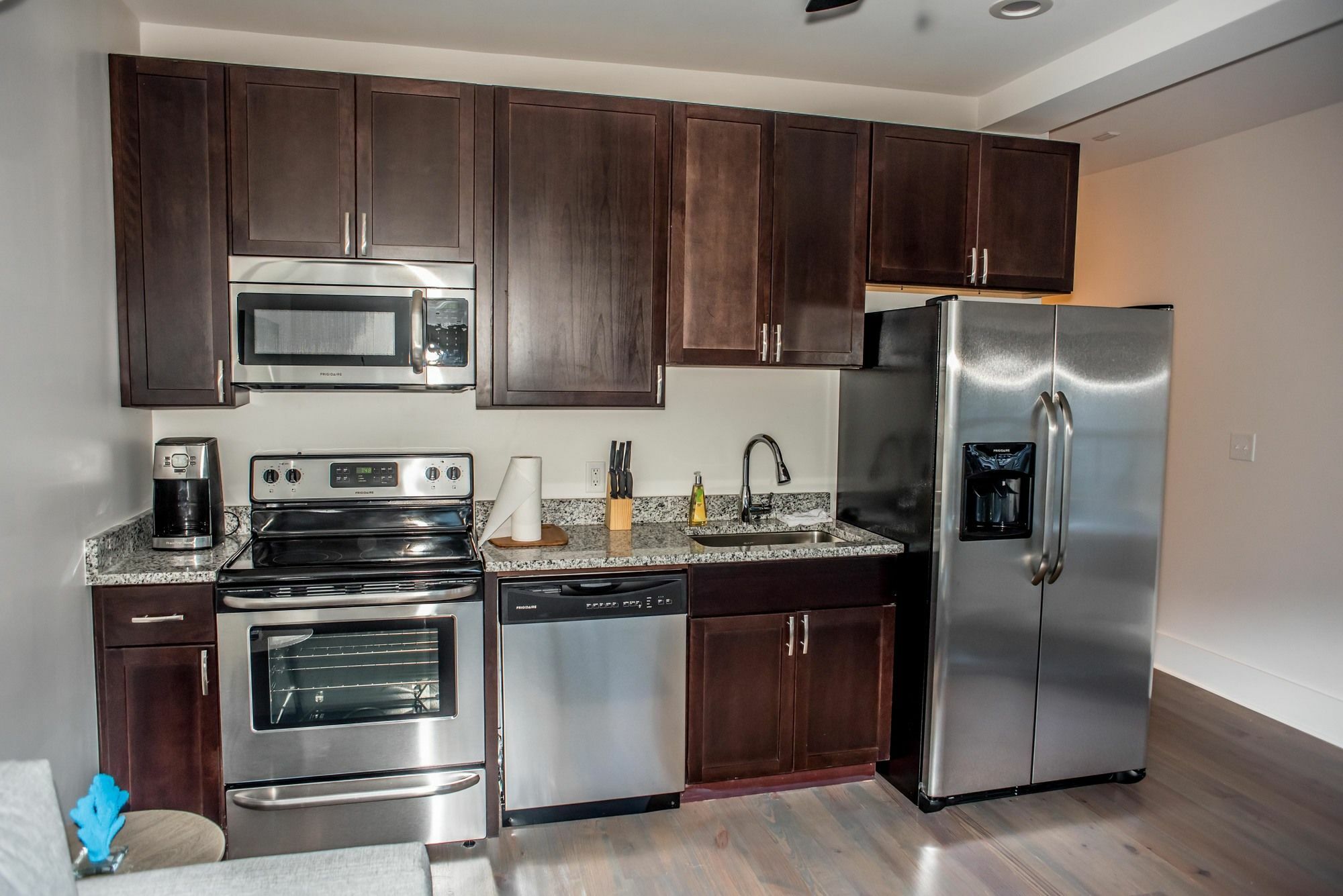 Hotel 493 King Two Bedroom Charleston
